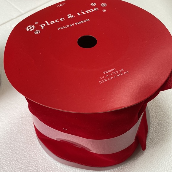 Set of 3 Holidy Wide Craft Ribbons. - Picture 2 of 5